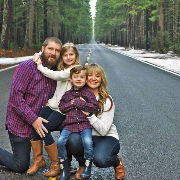 Meet your Posher, Nikki - Picture 1 of 1